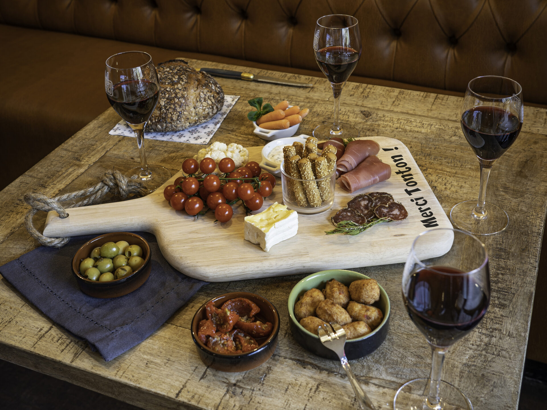 planche apero personnalisable | planche a decouper la gourmande | maplancheapero.fr